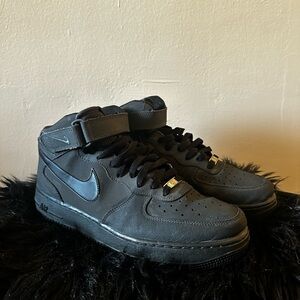 Nike Dark Gray High-Top Sneakers